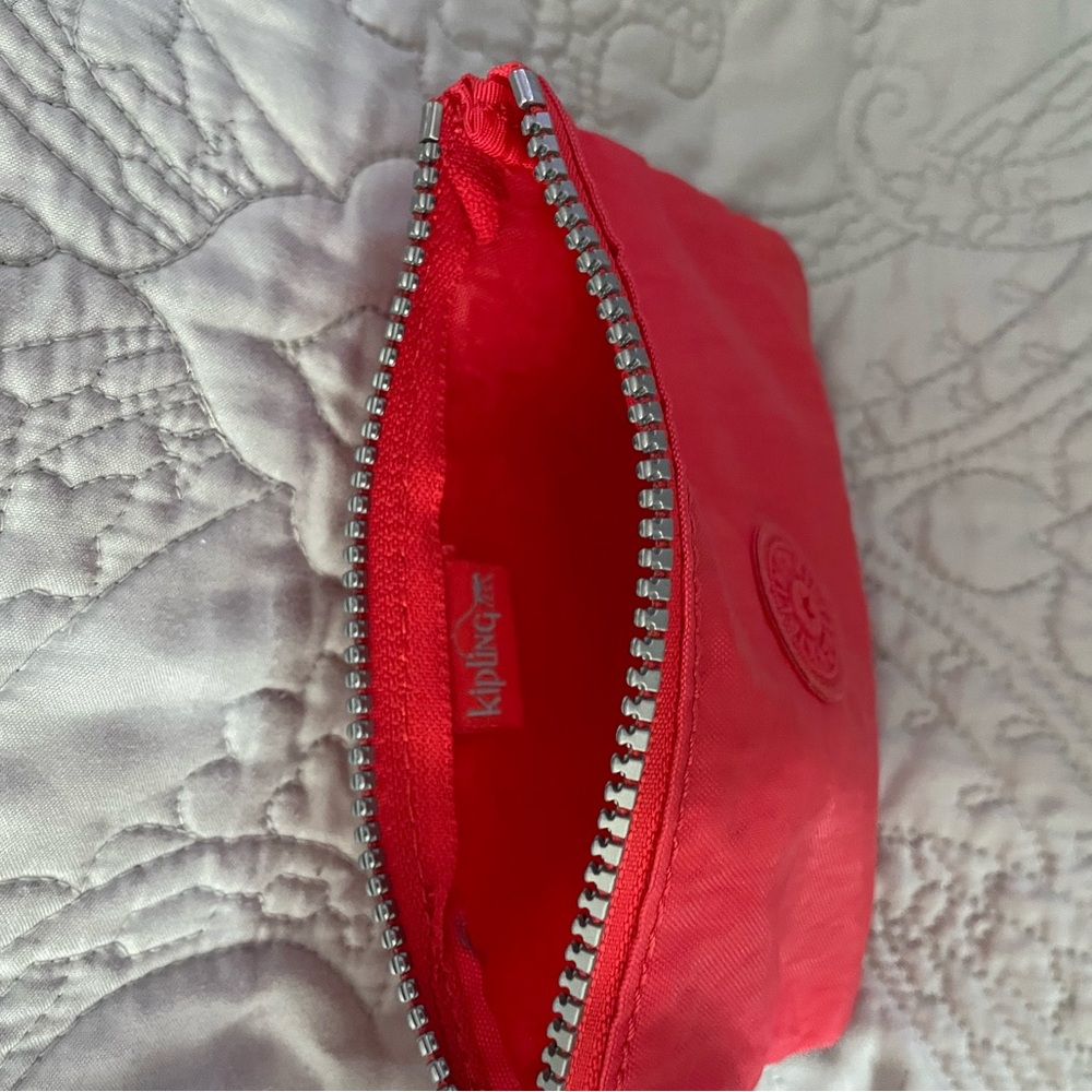 Kipling Accessory - Picture 2 of 3